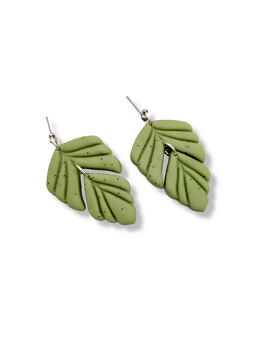 Breezy Leaves